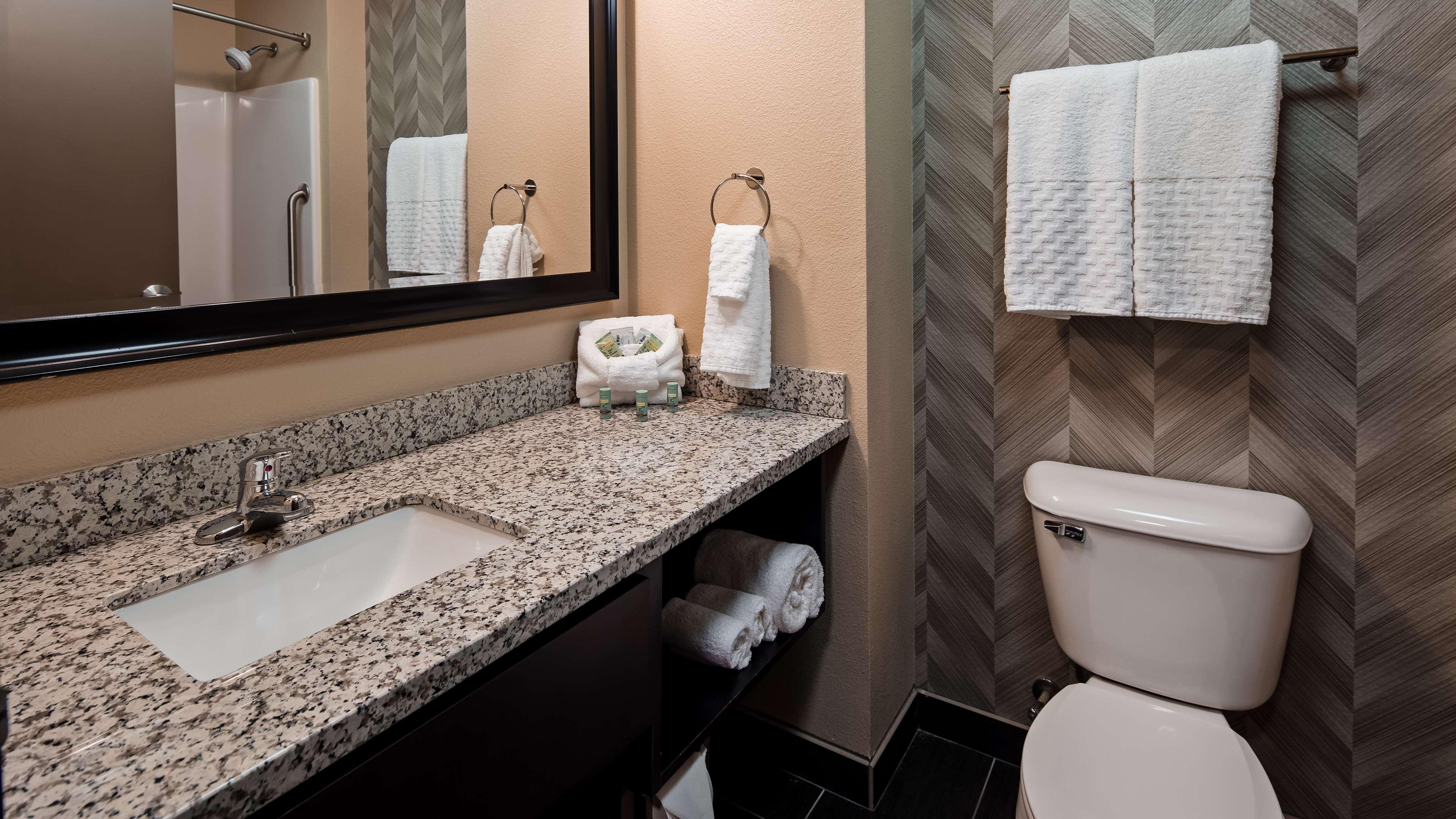 Best Western Roosevelt Place Bismarck Exterior foto