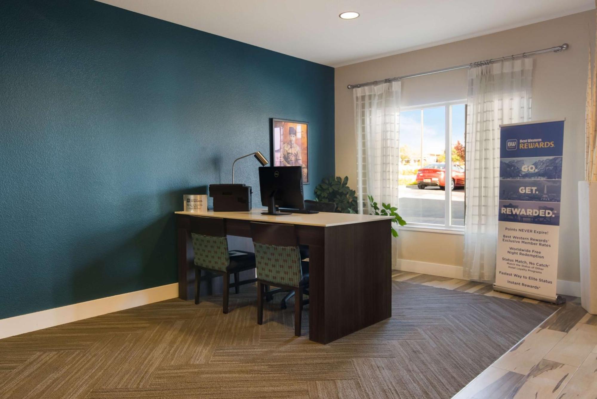 Best Western Roosevelt Place Bismarck Exterior foto